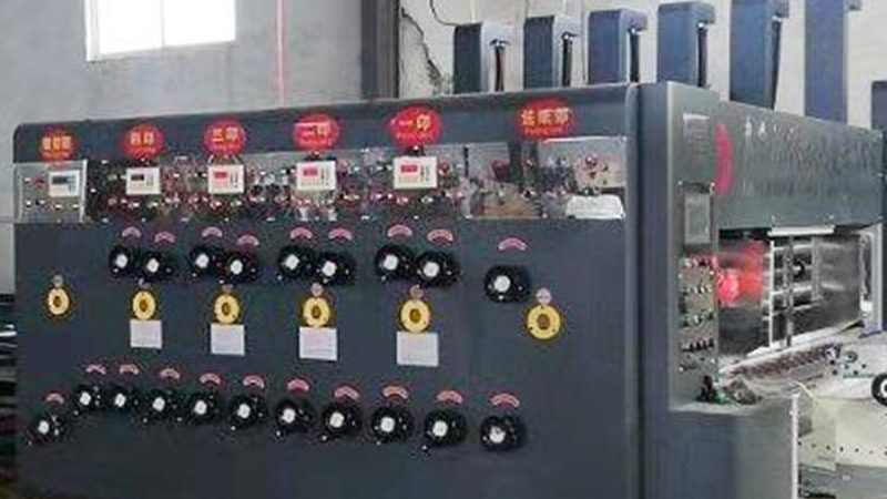 全自动烫金机与半自动区别